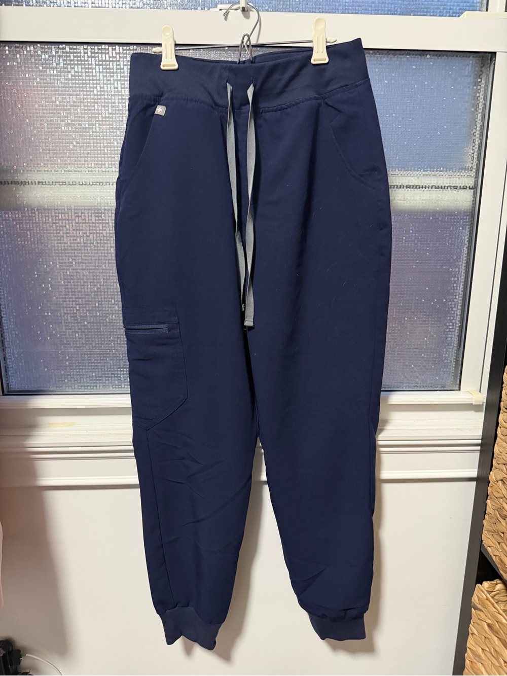 Figs scrubs women’s Navy Drawstring Jogger Sweatpants